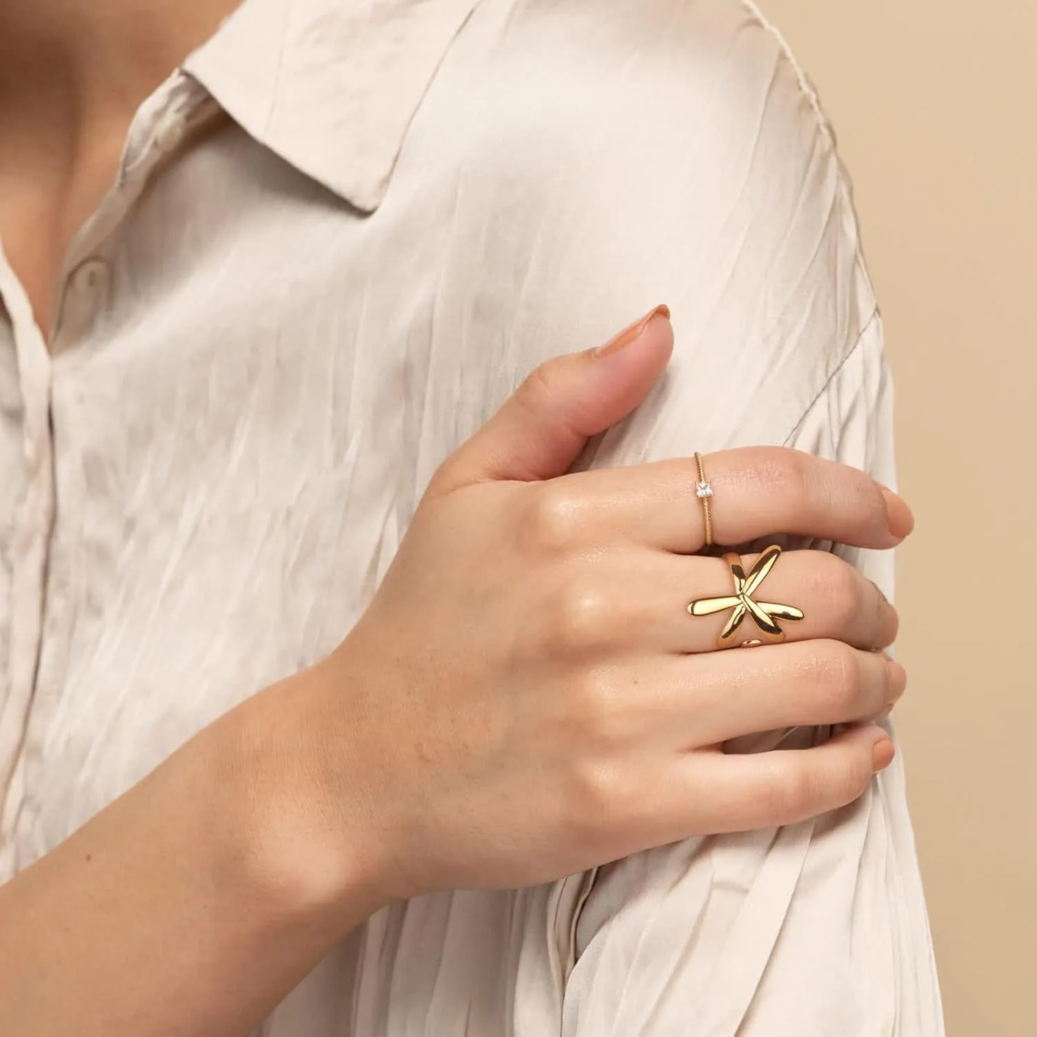 18K Gold Plated Daisy Flower Rings for Women | Cute Adjustable Open Statement Ring | Petal Personalized Polished Band Ring Size 5 to 10