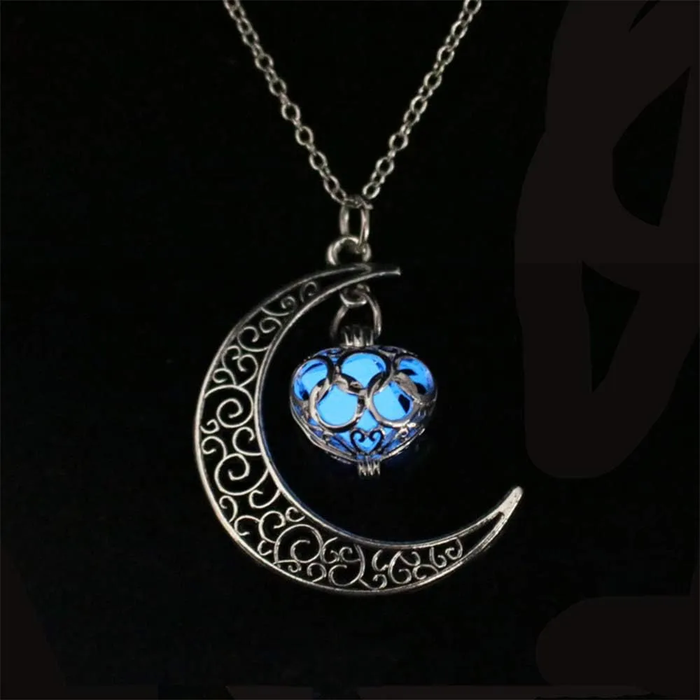 Aimimier Luminous Stone Necklace Moon Heart Pendant Necklace Halloween Fluorescent Necklace Glow in The Dark Accessories for Women
