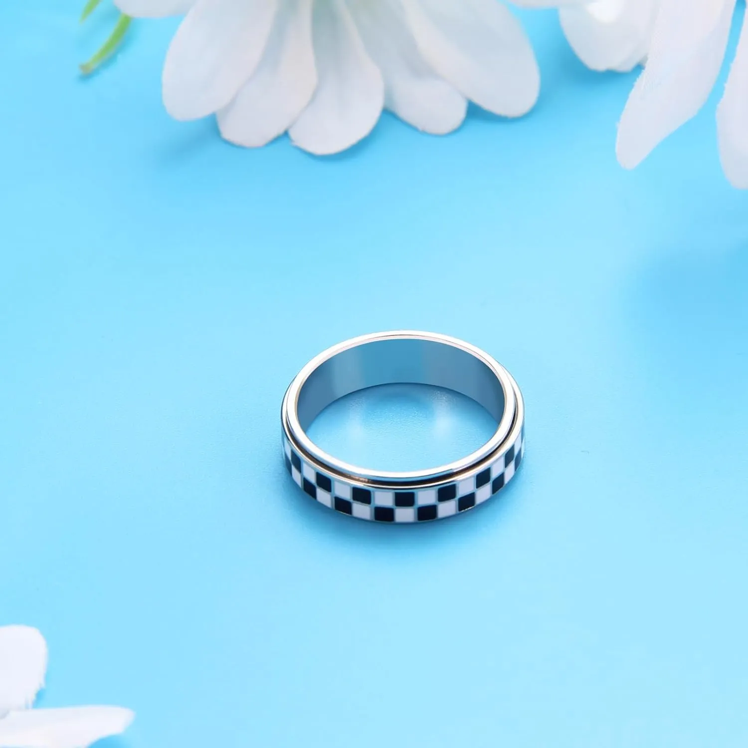 AmorArtSky Checkered Fidget Ring for Adults - 18K Gold Plated Stainless Steel Rotating Spinner Jewelry, Anxiety & Stress Relief Gift for Women/Men (Black and White Pattern)