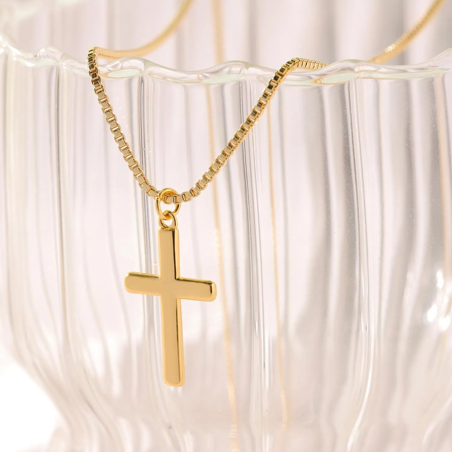 Cross Necklace for Women, Gold/Silver Cross Necklace 14K Gold/White Gold Plated Dainty Necklace Simple Jewelry for Women