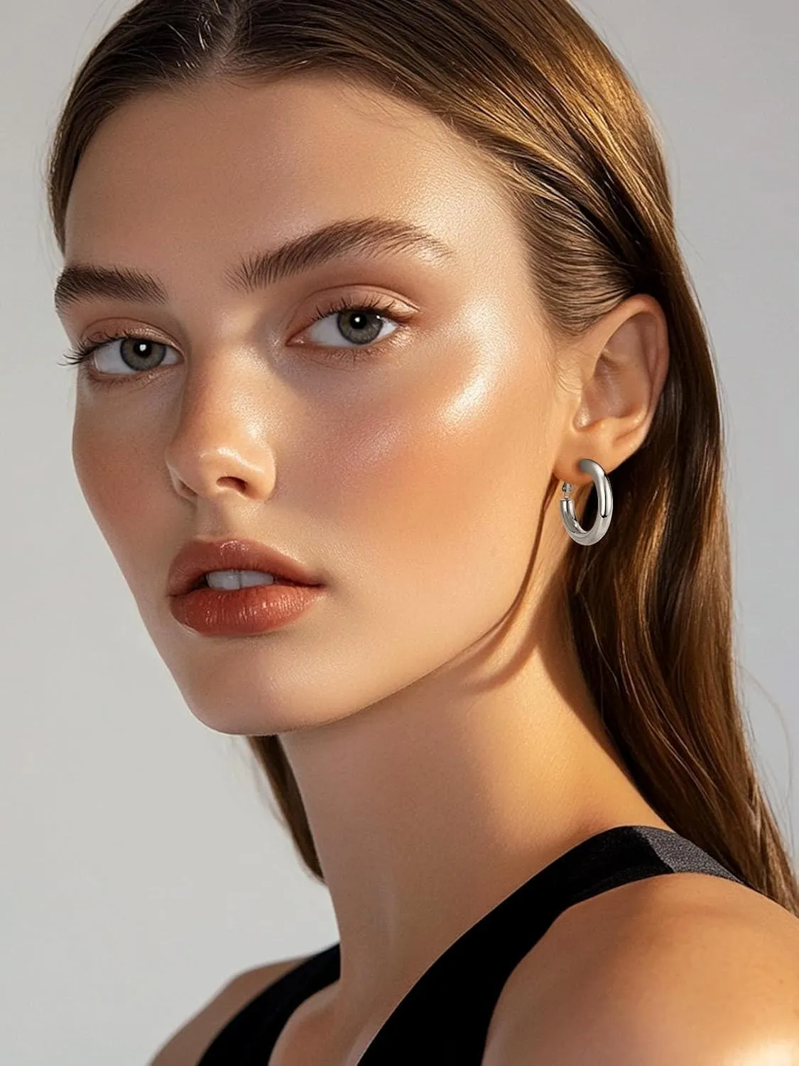 FaithHeart Chunky Hoop Earrings for Women, Silver/Black/14K Gold Plated Stainless Steel Earrings Hollow Tube Hoops Hypoallergenic Lightweight Earring 20/30/40/60/80mm