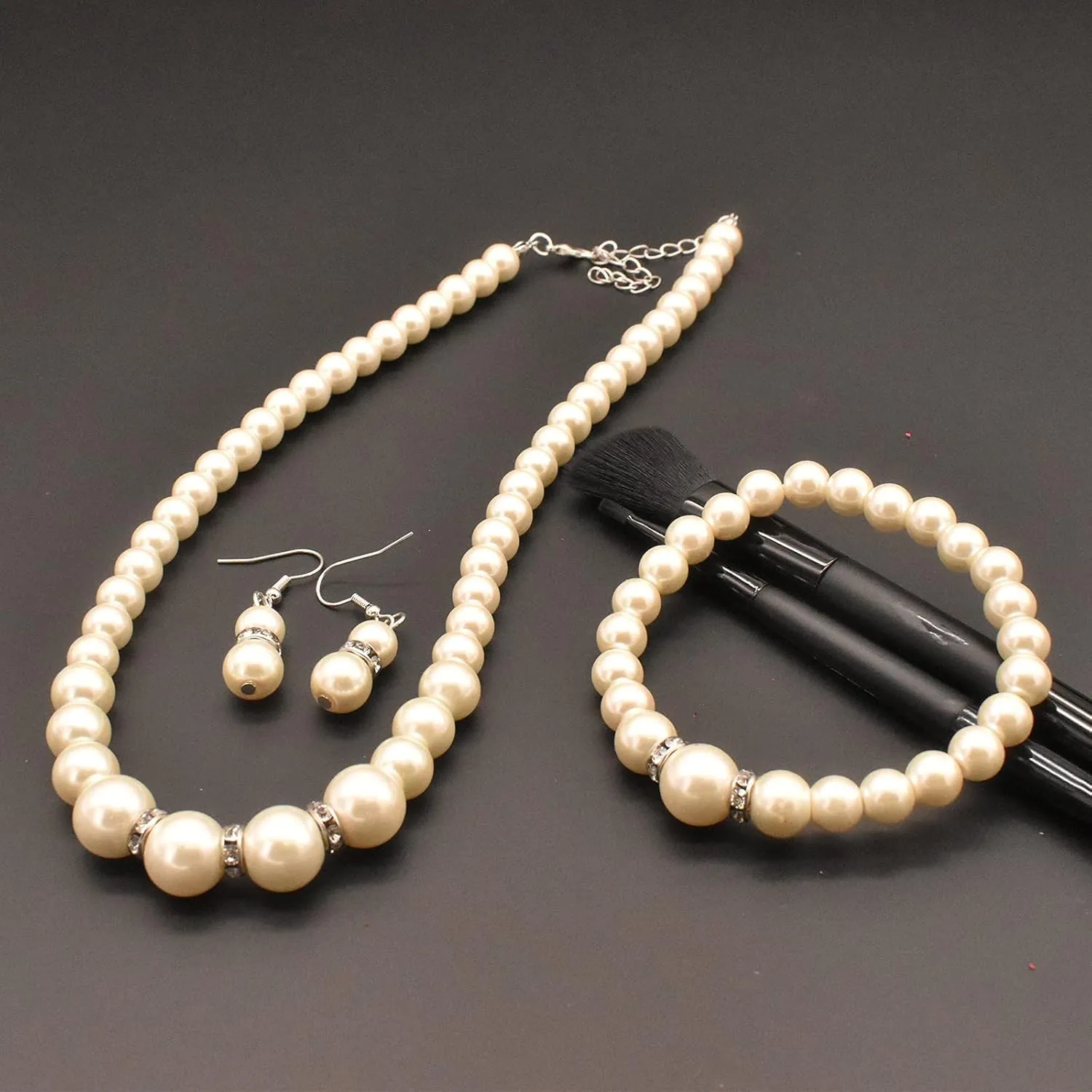 JNF Pearl Necklace for Women Crystal Rhinestone Pearl Choker Necklace and Earrings Set for Bridal Party Wedding Jewelry