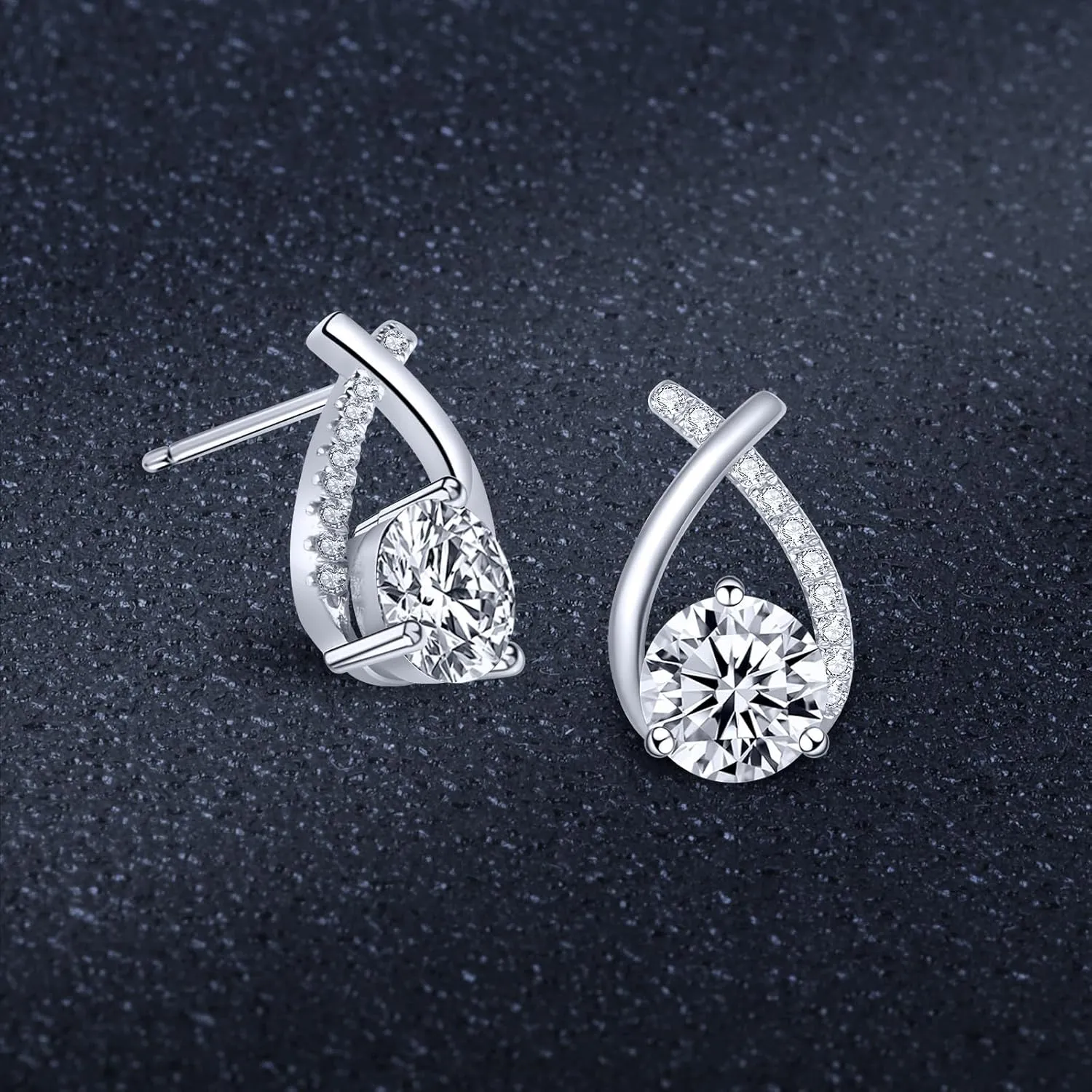 Moissanite Stud Earrings D Color VVS1 Moissanite Earrings 925 Sterling Silver 18K Gold Plated Friction Flat Bottom Mermaid Tail Earrings for Women