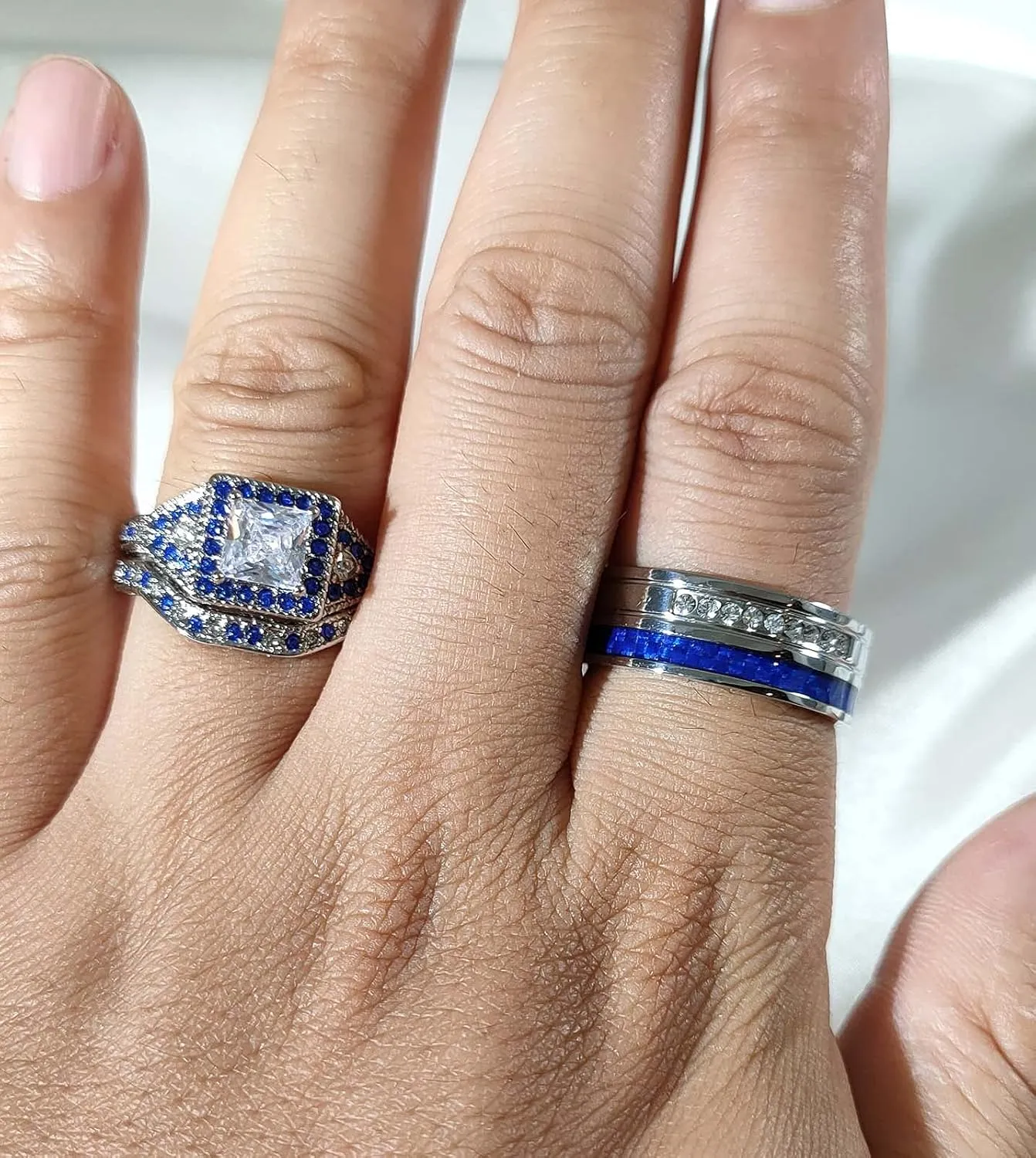 ringheart 2 His and Hers Ring Couple Rings White Gold Plated Princess cut Cz Womens Wedding Ring Sets Blue Titanium Steel Mens Wedding Bands