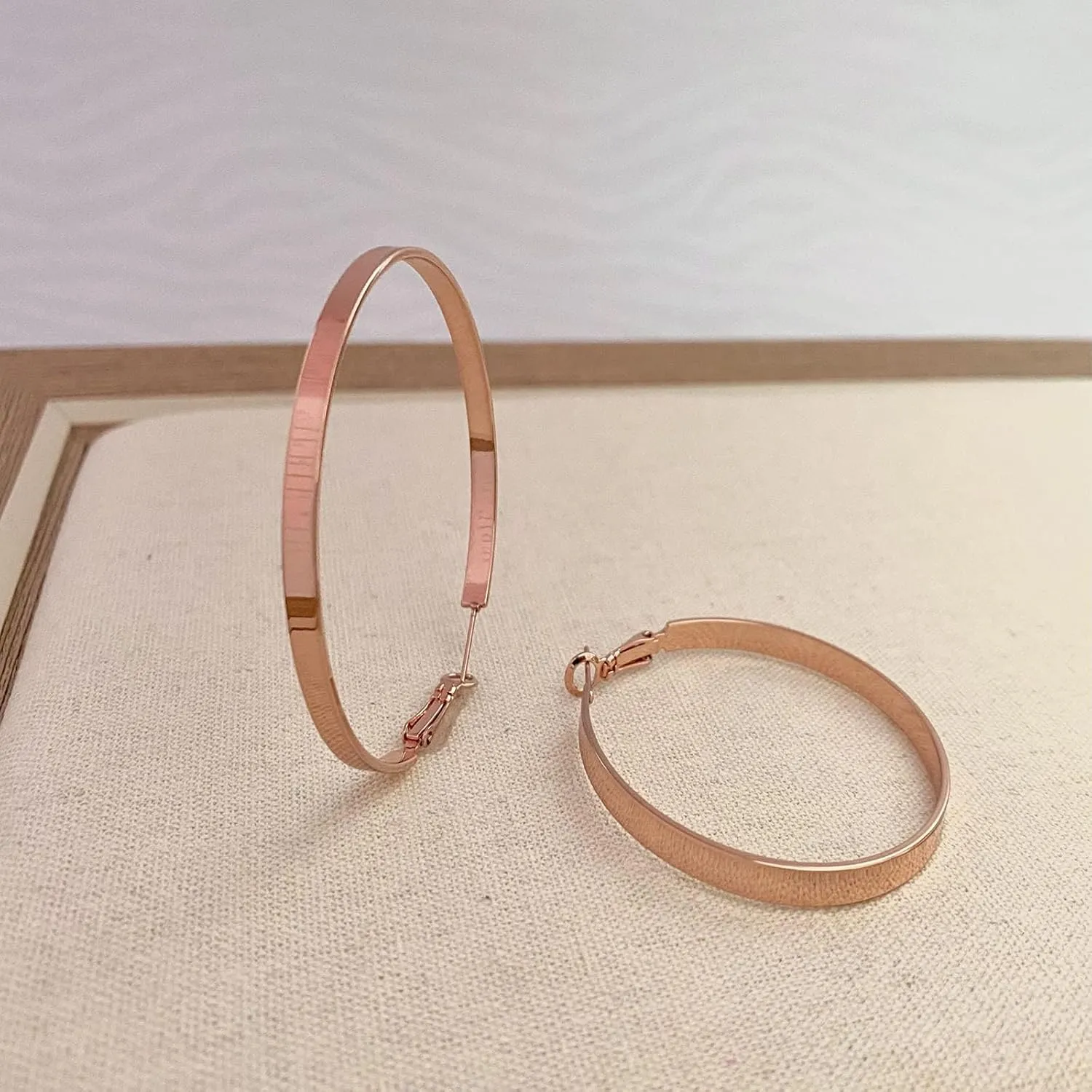 Rose Gold Hoop Earrings for Women, Fashion Round Lightweight Hoops Earrings Gift White Gold Rose Gold Plated 40mm - 50mm - 60mm