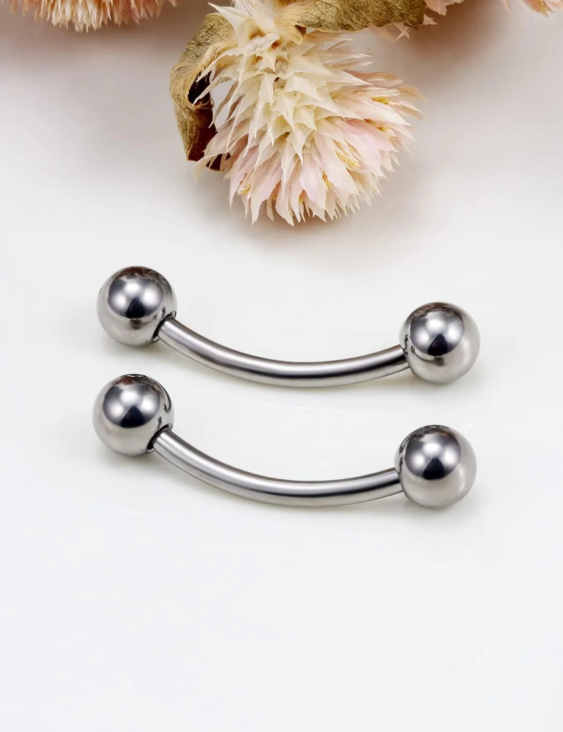 Vsnnsns 14G 16G Eyebrow Piercing Jewelry G23 Titanium Curved Barbell Eyebrow Ring Vertical Labret Lip Jewelry Rook Daith Earrings Piercing Jewelry for Women Men 6mm 8mm 10mm 12mm 14mm 16mm