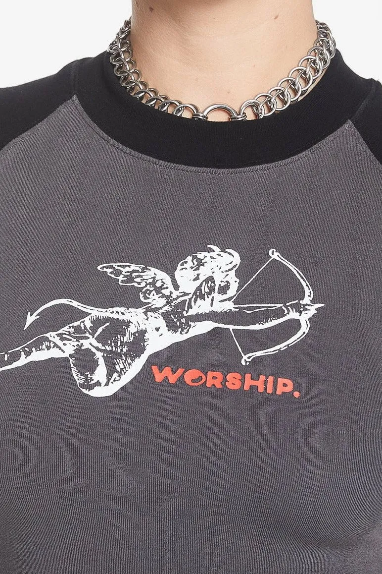 WORSHIP SUPPLIES CHERUB RAGLAN MICRO TEE - WORN BLACK